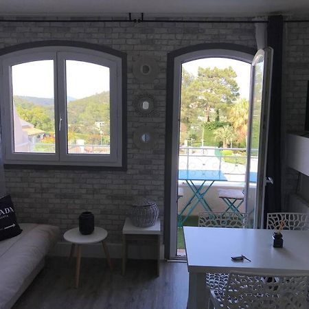 Les Issambres Superbe Studio Avec Terrasse รอกเกอบรูน-ซูร์-อาร์ฌ็องส์ ภายนอก รูปภาพ